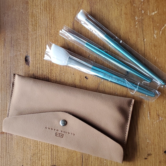 Elaina Badro makeup brush set - Picture 1 of 6